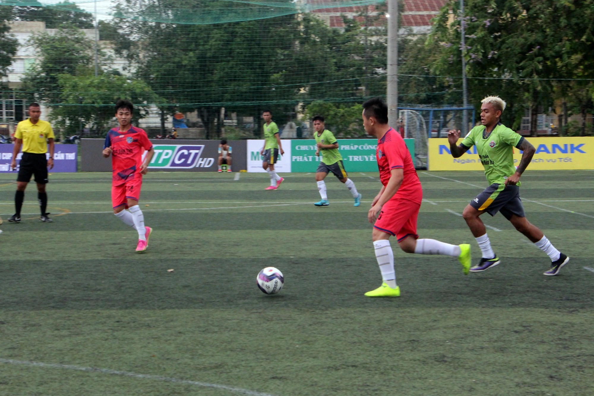 Khám Phá Chiến Thuật Bọc Lót Trong Phòng Ngự Vững Chắc